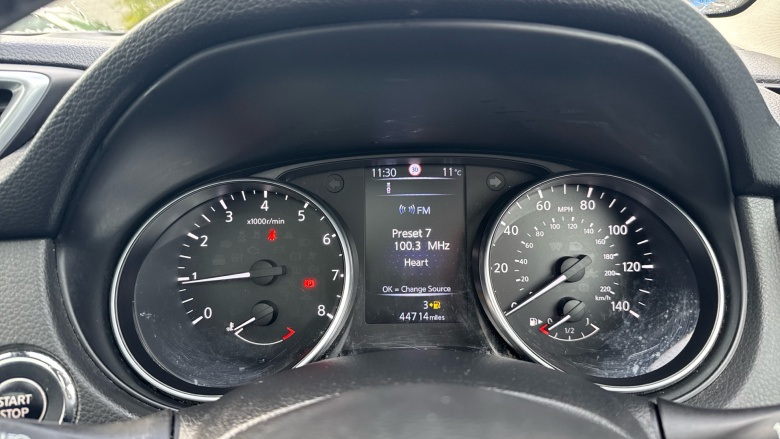 Nissan Qashqai 1.2 DiG-T N-Connecta 5dr Petrol Hatchback